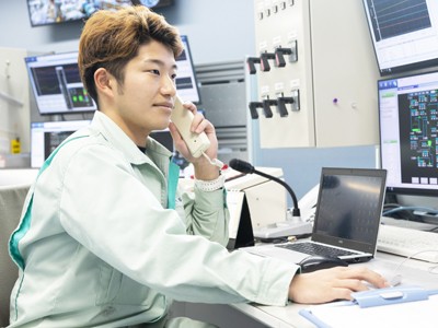 【製造オペレーター】25歳で月収32万円の実績◎住宅手当アリ◎2